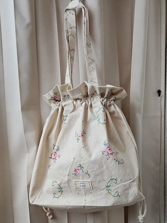 Sezane Handbags - Cream Floral Drawstring Tote Bag - Casual Women’s Shoulder Bag